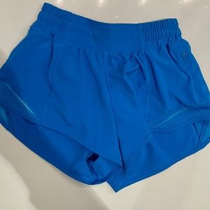 Lululemon Hotty Hot Low Rise Lined Shorts, 2.5" inseam, Size 2, Poolside Blue